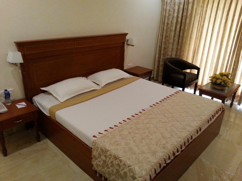 Paramount Inn Sriperumbudur Стая снимка