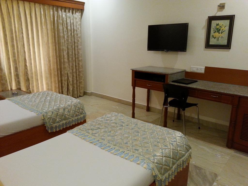 Paramount Inn Sriperumbudur Стая снимка
